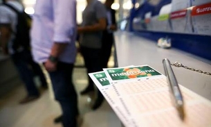 Mega-Sena acumula e deve pagar R$ 14 milhões na próxima quarta-feira