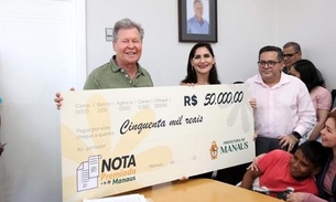 Primeiros ganhadores da ’Nota Premiada Manaus’ recebem seus prêmios