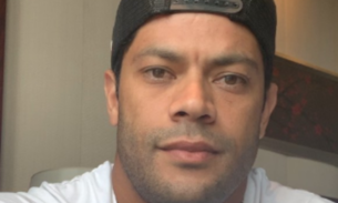 Após polêmica, Hulk mostra jantar romântico com a sobrinha da ex-mulher  