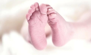 Bebê de um ano tem útero rompido ao ser estuprada dentro da própria casa no Amazonas