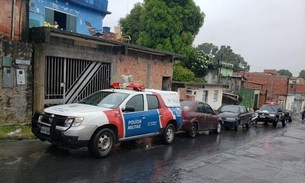 Com sangue até no teto, homem é achado morto em cena macabra dentro de casa em Manaus