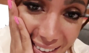 Anitta surta após ganhar presente de Beyoncé com cartão assinado