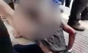 Veja o momento em que assaltante de ônibus é preso após sessão de espancamento em Manaus