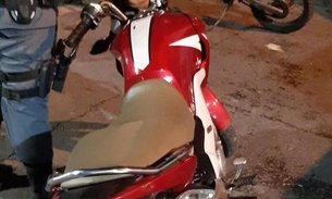 Em Manaus, homem é preso e adolescente apreendido dando um rolé em moto roubada