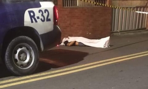 Após colisão, homem despenca de motocicleta e morre ao bater com a cabeça em Manaus