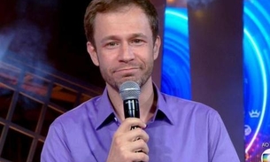 Tiago Leifert incita polêmica entre brothers após briga de mulheres contra homens