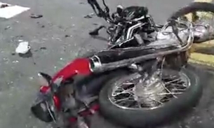 Em Manaus, mulher morre ao ser arremessada de moto durante colisão com carro