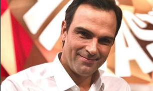 Tadeu Schmidt faz revelação sobre as gravações do Fantástico e Cid Moreira rebate