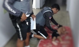 Embriagado e com bebê no colo, homem é preso depois de quase ser atropelado em Manaus