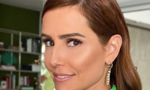 Em clima de carnaval, Deborah Secco faz sucesso na web com biquíni ousado