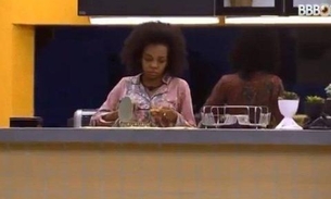 BBB20: Após Thelma chorar de fome, internautas protestam ‘Fome não é entretenimento’