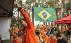 Justiça manda Petrobras suspender demissões em fábrica no Paraná