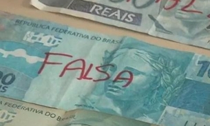 Homem detido por usar notas falsas, paga fiança com elas e é preso novamente 