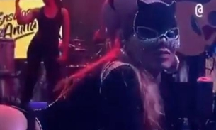 Anitta passa mal e tem show interrompido