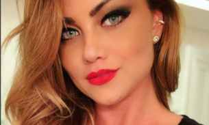 Em pose sensual, Ellen Rocche chama atenção dos seguidores: 'Que tiro foi esse?'