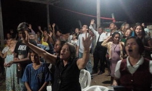 Moradores de Monte Horebe se preparam para enfrentar a polícia com paredão humano