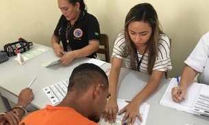 Detentos do Compaj recebem ação para emissão de RG em Manaus