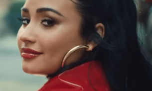 Demi Lovato lança o clipe de ‘I Love Me’ e traz referência ao filme ‘Camp Rock'