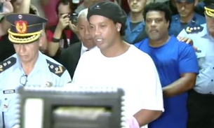 Justiça do Paraguai decide manter Ronaldinho Gaúcho e irmão presos