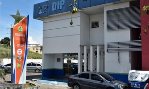 Mulher condenada que ajudou comparsa a roubar mototaxista é presa em Manaus 