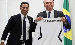 Prefeito de Miami é diagnosticado com coronavírus após evento com Bolsonaro 