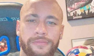 'Fora Corona', diz Neymar ao aparecer vestindo máscara
