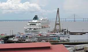 Sem desembarcar passageiros, cruzeiro com 680 turistas da Alemanha chega a Manaus