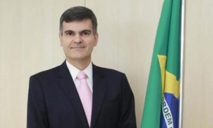 Presidente da Apex é o 18º infectado em comitiva de Bolsonaro