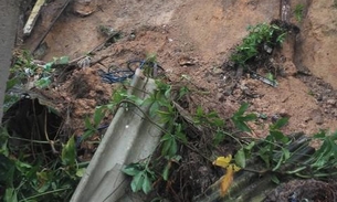 Casa desaba durante forte chuva em Manaus; confira ocorrências