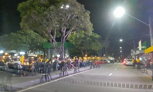 Bares em Manaus permanecem cheios mesmo com orientações da OMS