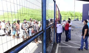 Moradores de rua de Manaus são atendidos na Arena Amadeu Teixeira