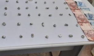 Suspeito é preso após tentar esconder drogas da polícia no Amazonas