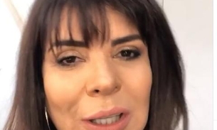   Mara Maravilha mostra filho dormindo em seus braços após adoção 