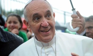 No grupo de risco, papa tem funcionário da casa onde mora com coronavírus