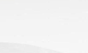 Gracyanne Barbosa surpreende fãs com bumbum pro alto ao ensinar alongamento