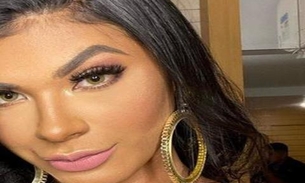 De fio-dental, Pocah esquenta clima ao exibir bumbum gigante na web