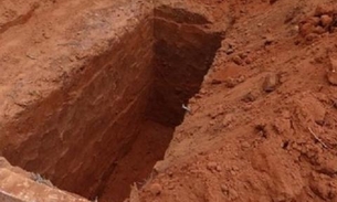 Cidade no Equador fica sem caixão e sem lugar em cemitério pela covid-19