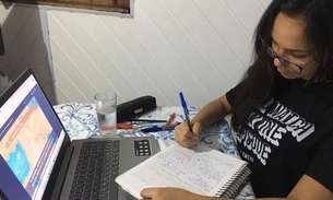 ‘Aula em Casa’ muda rotina de estudantes no Amazonas
