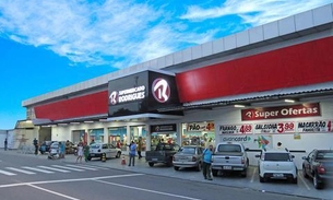 Bandidos arrombam cofre do Supermercado Rodrigues  e roubam R$ 184 mil em Manaus