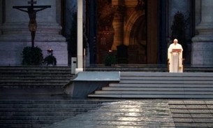 Sexta-feira Santa: saiba como assistir a Celebração da Paixão do Senhor e a Via-Sacra, com Papa Francisco  
