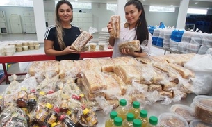 Feirantes fazem doação de 5 toneladas de alimentos em Manaus