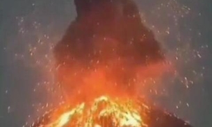 Após matar 281 pessoas, vulcão Krakatoa entra em erupção novamente na Indonésia