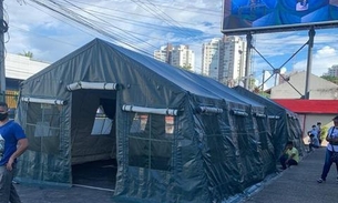 Pronto-socorro 28 de Agosto recebe tendas de triagem para desafogar hospitais em Manaus