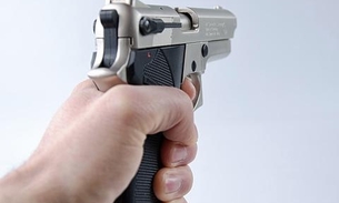 Homem fica gravemente ferido ao ser baleado durante assalto em Manaus