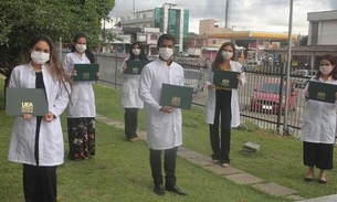 UEA antecipa colação para que profissionais da saúde atuem no combate ao coronavírus no Amazonas