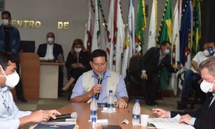 Governador do Amazonas fala em compra de respiradores e EPIs após reunir com Hamilton Mourão