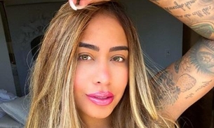 Com zíper aberto, Rafaella Santos abusa na sensualidade e enlouquece fãs: 'Eita papai'