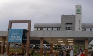 Bases são montadas em hospitais para atendimentos a parentes de vítimas da Covid-19