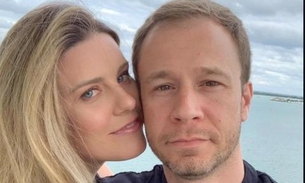 Esposa de Tiago Leifert se declara e anuncia gravidez