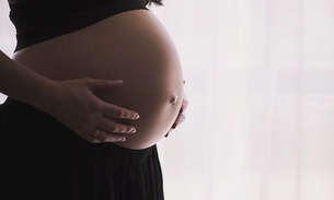 Mulher engravida após sexo anal; conheça condição rara